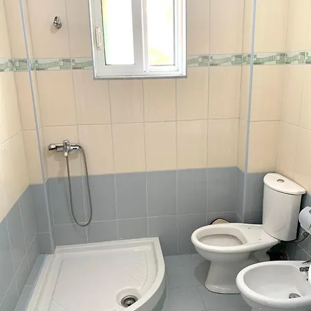 Erion Appartement *